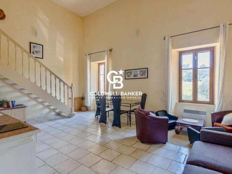 Maison Ampus - 1345m²
