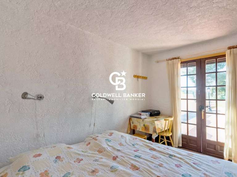 Maison Bormes-les-Mimosas - 6 chambres - 239m²