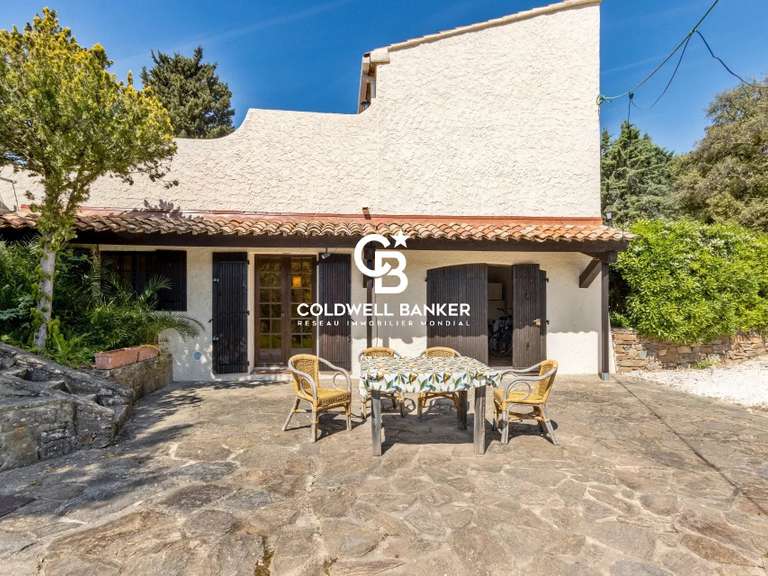 Maison Bormes-les-Mimosas - 6 chambres - 239m²