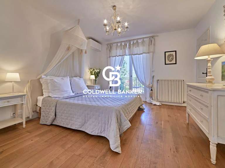 Maison La Londe-les-Maures - 12 chambres - 427m²