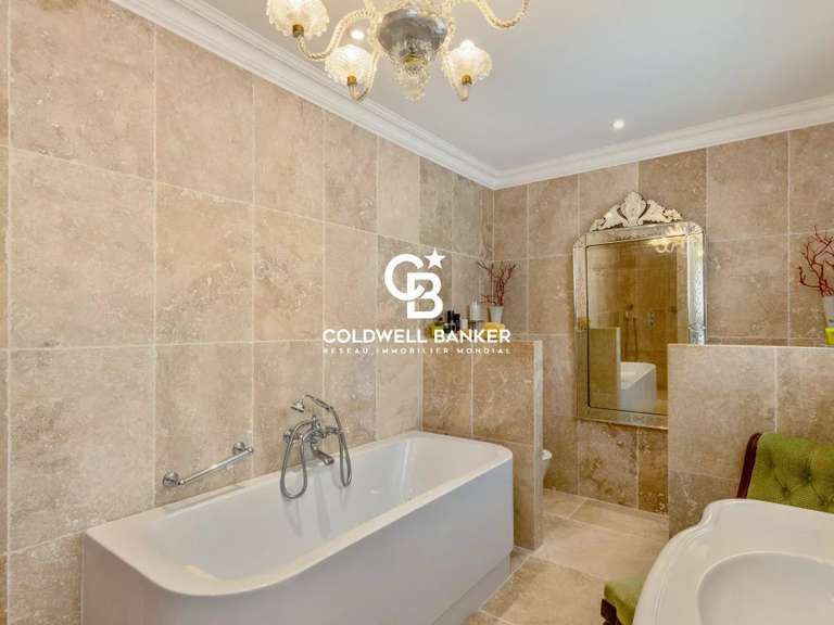 Maison La Croix-Valmer - 4 chambres - 180m²