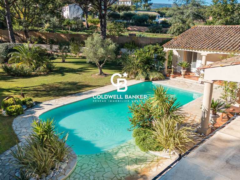 Maison Cogolin - 6 chambres - 245m²