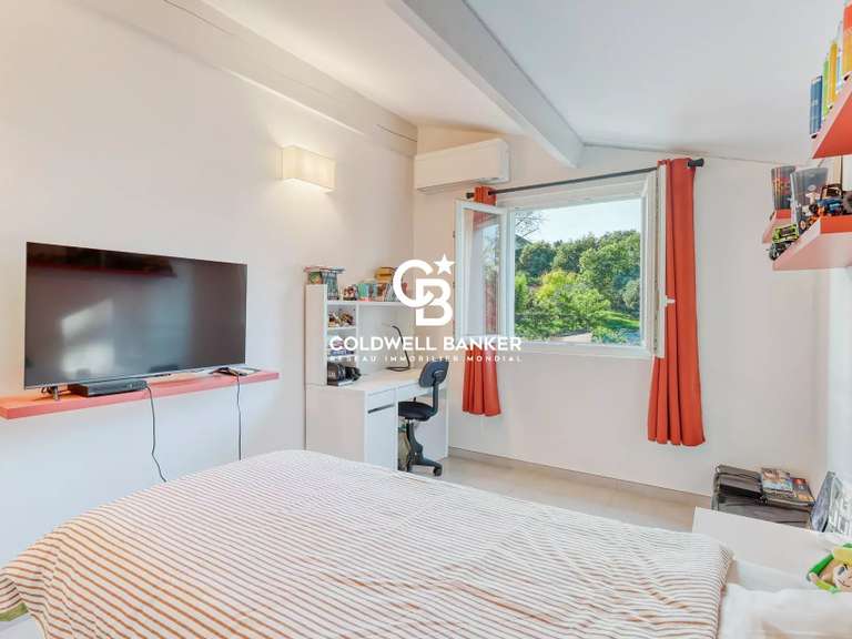 Maison Cogolin - 6 chambres - 245m²