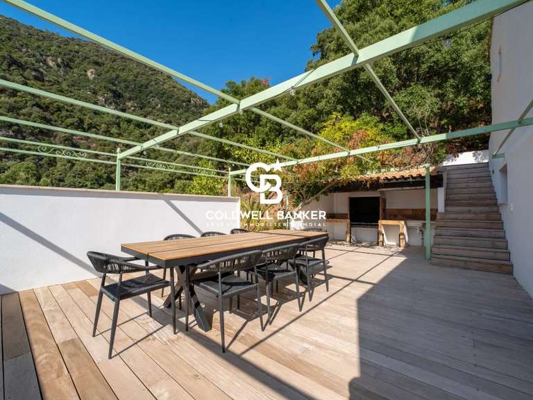House with Sea view Cavalaire-sur-Mer - 5 bedrooms - 223m²