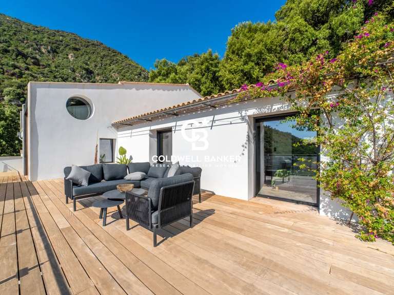 House with Sea view Cavalaire-sur-Mer - 5 bedrooms - 223m²
