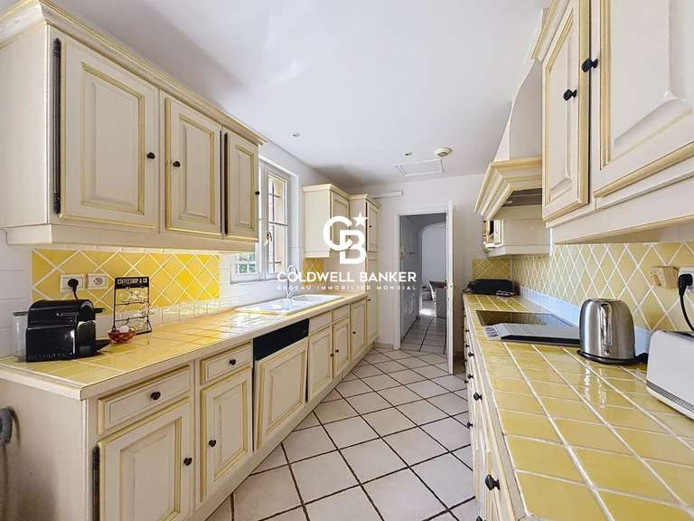 Maison Grimaud - 4 chambres - 175m²