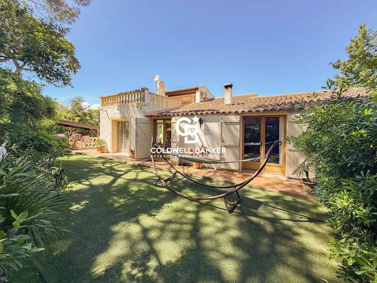 Maison Sainte-Maxime - 4 chambres - 206m²