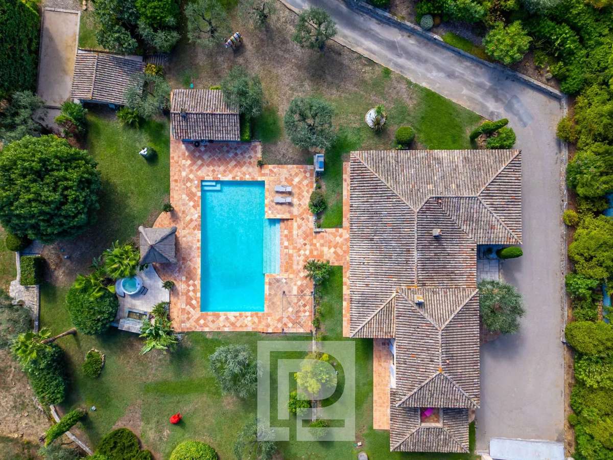 House Mouans-Sartoux