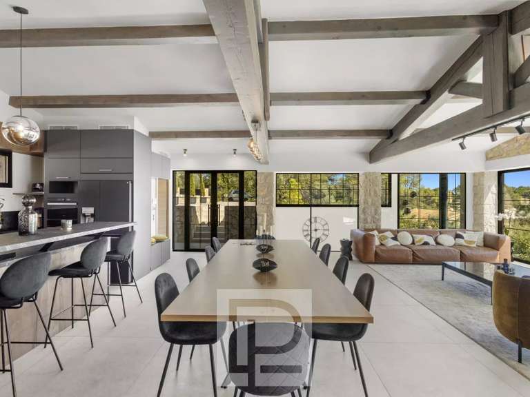 Maison Valbonne - 5 chambres - 289m²