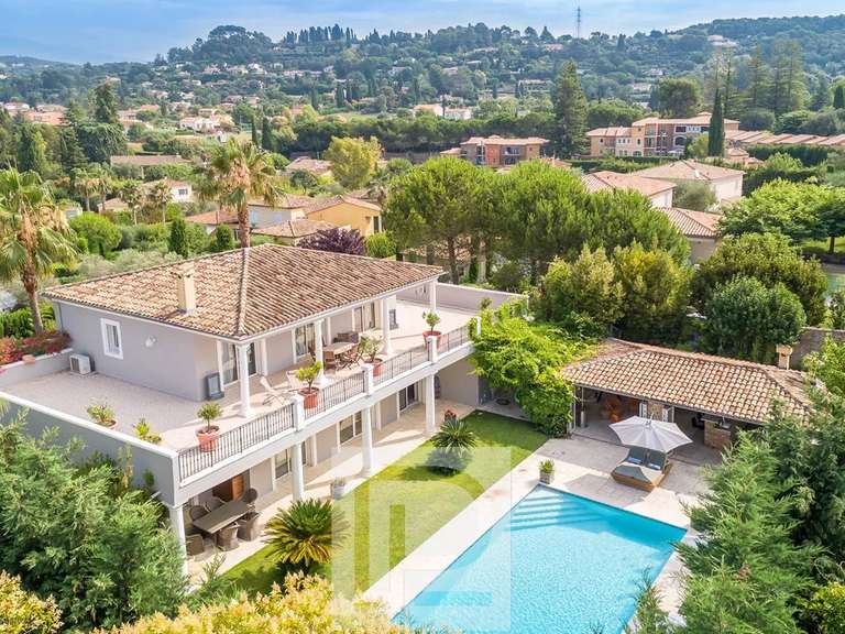 Maison Mougins - 5 chambres - 270m²