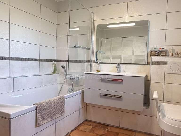 Maison Mouriès - 4 chambres - 165m²
