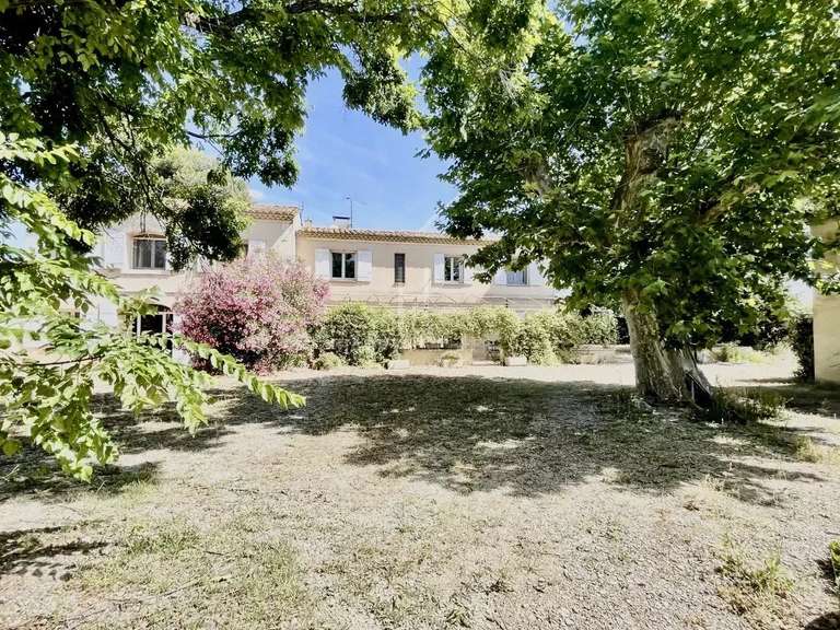 Maison Arles - 6 chambres - 335m²