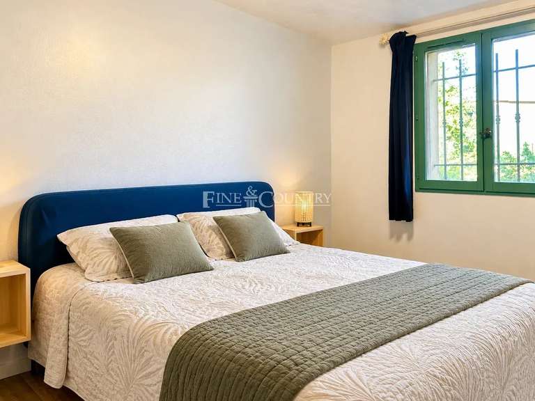 Maison Spéracèdes - 6 chambres - 240m²