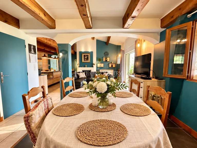 Maison Spéracèdes - 6 chambres - 240m²