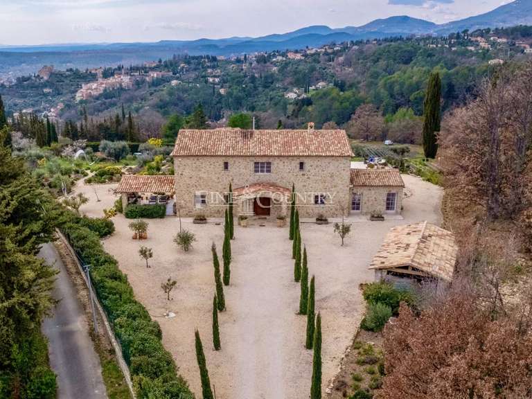 Maison Tourrettes - 5 chambres - 328m²