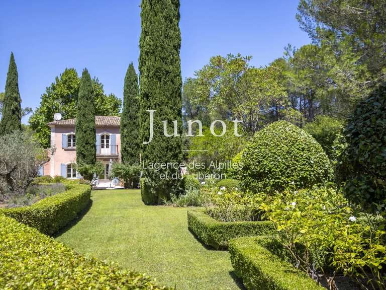 House Saint-Rémy-de-Provence - 4 bedrooms - 230m²