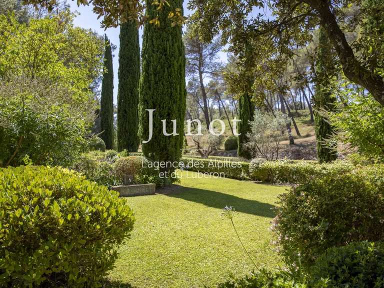 House Saint-Rémy-de-Provence - 4 bedrooms - 230m²