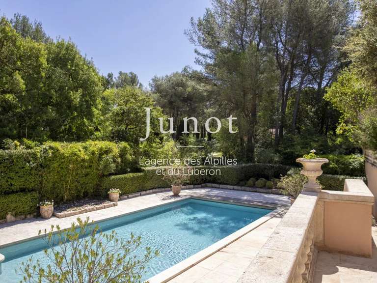 Maison Saint-Rémy-de-Provence - 4 chambres - 230m²