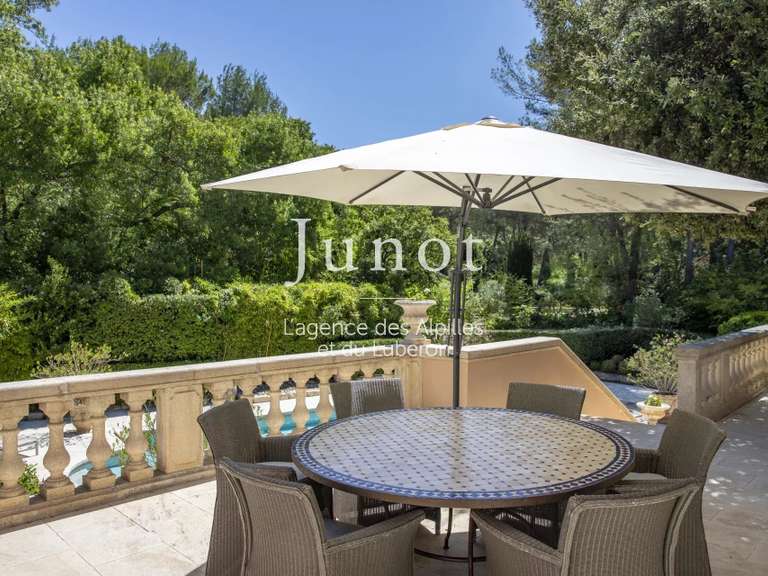 Maison Saint-Rémy-de-Provence - 4 chambres - 230m²
