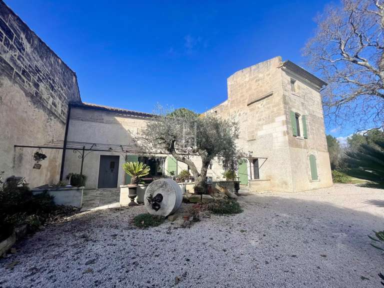 Maison Arles - 4 chambres - 450m²