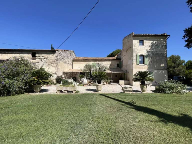 Maison Arles - 4 chambres - 450m²
