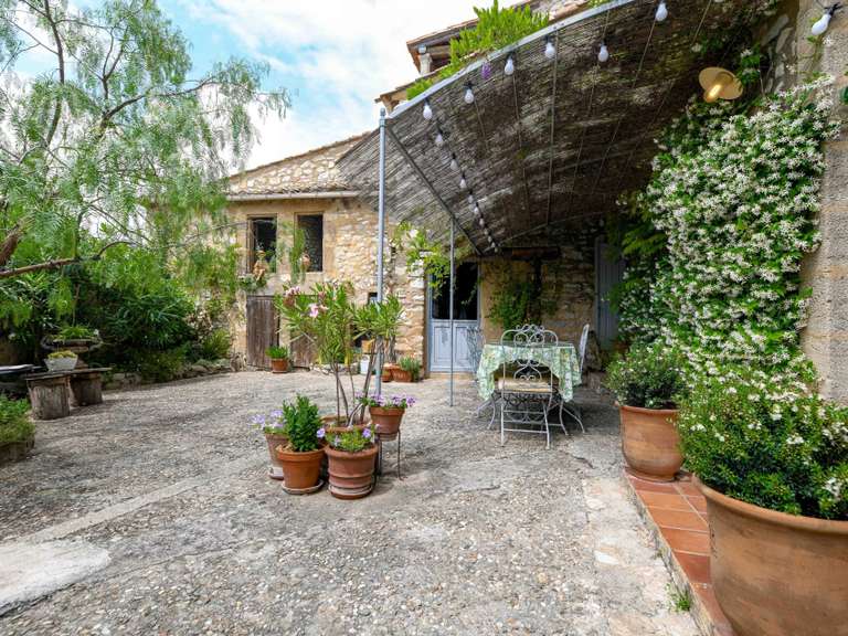 Maison Uzès - 4 chambres - 222m²