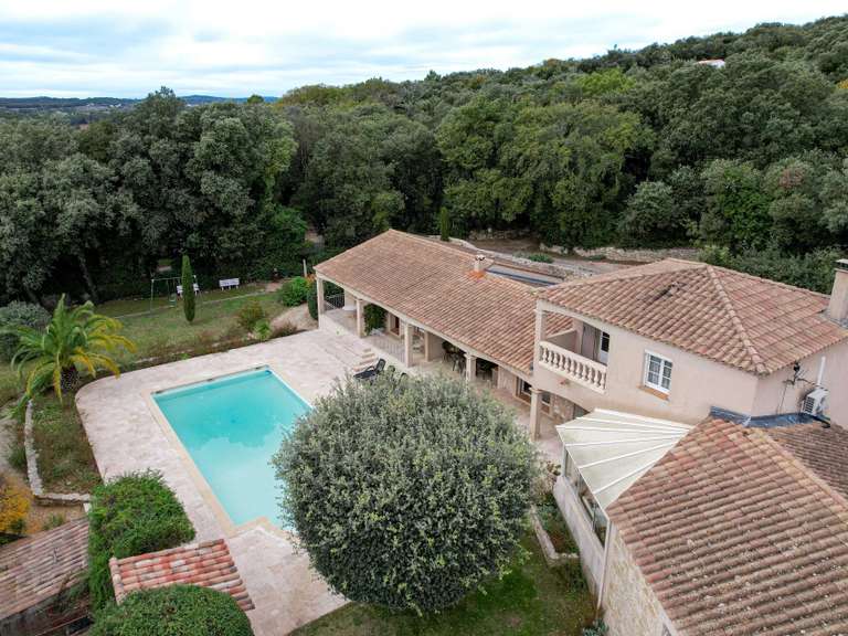 Maison Uzès - 7 chambres - 243m²