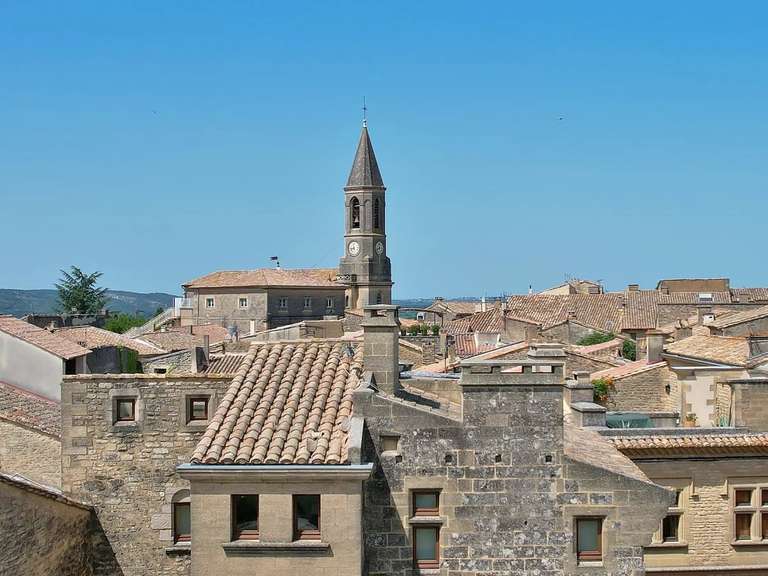 Maison Uzès - 3 chambres - 201m²