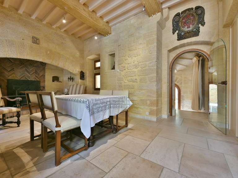 Maison Uzès - 3 chambres - 201m²