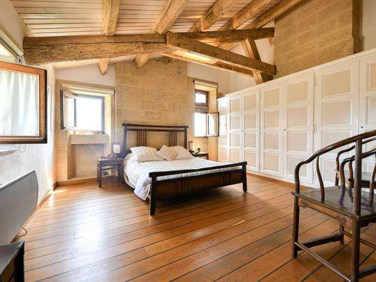 Maison Uzès - 3 chambres - 201m²