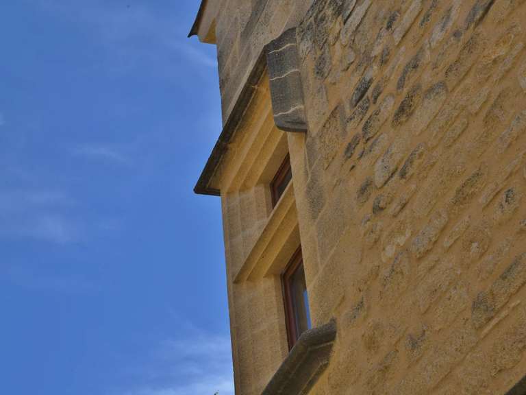 Maison Uzès - 3 chambres - 201m²