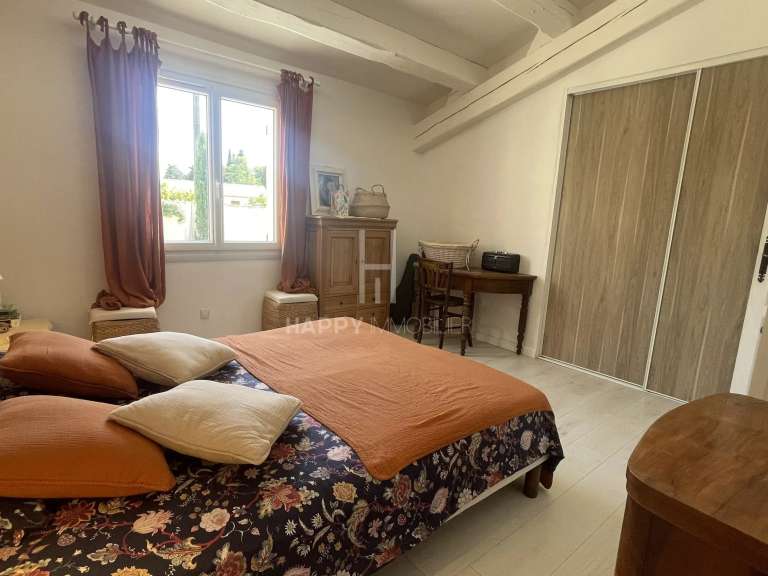 Maison Mouriès - 4 chambres - 166m²