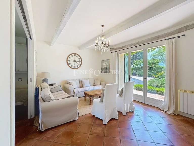 Maison Gonfaron - 6 chambres - 268m²