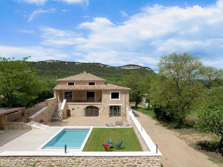 Maison Uzès - 5 chambres - 268m²