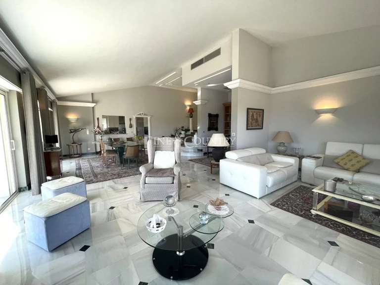 Maison Auribeau-sur-Siagne - 5 chambres - 256m²