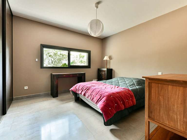 Maison Nîmes - 4 chambres - 192m²