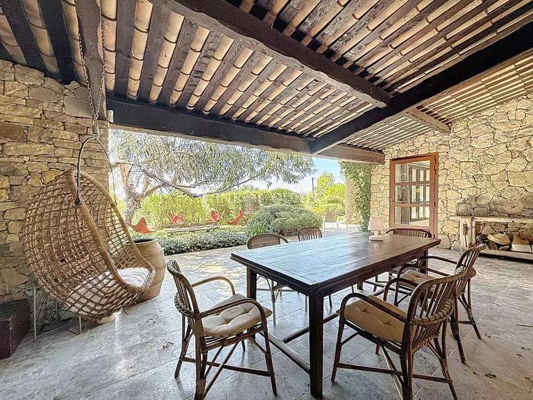 Maison Châteauneuf-Grasse - 5 chambres - 250m²