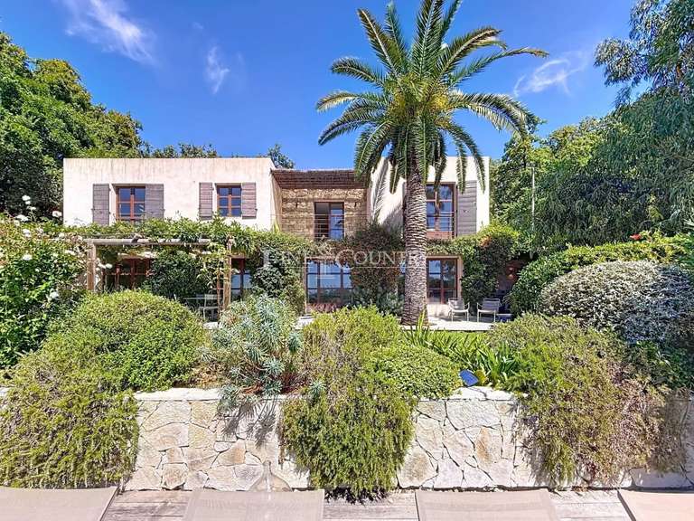 Maison Châteauneuf-Grasse - 5 chambres - 250m²