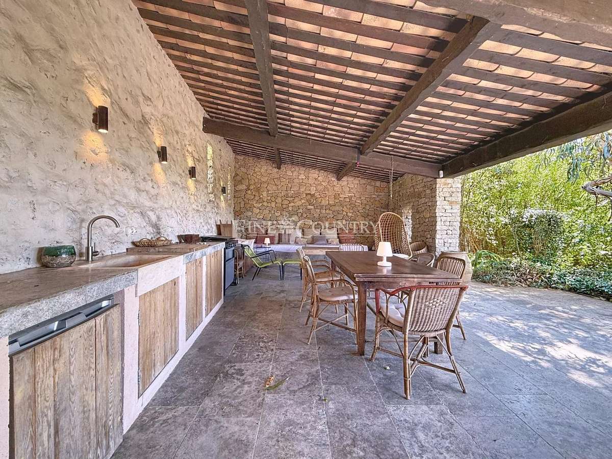 House Châteauneuf-Grasse