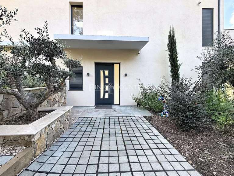 Maison Valbonne - 4 chambres - 210m²