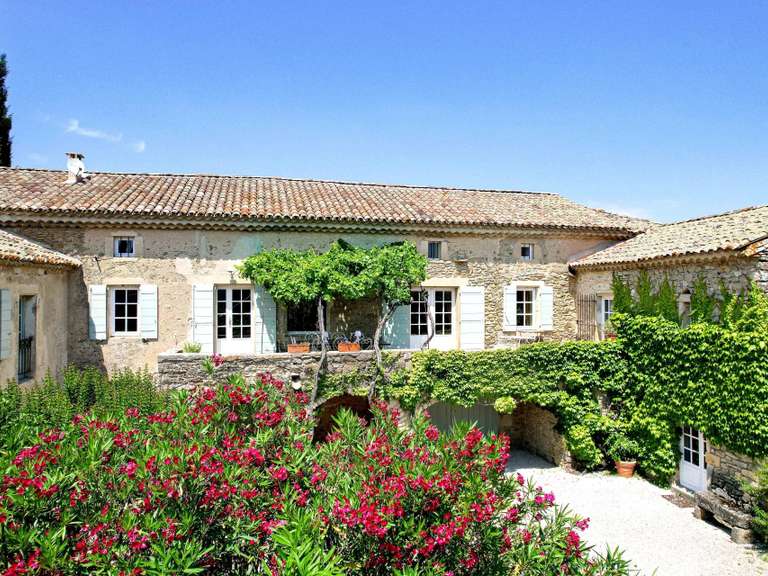 Maison Uzès - 6 chambres - 356m²