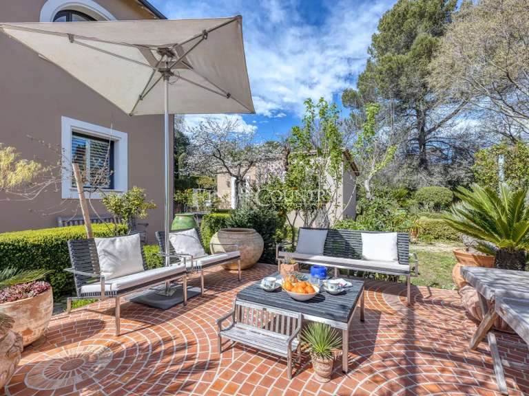 Maison Grasse - 4 chambres - 230m²