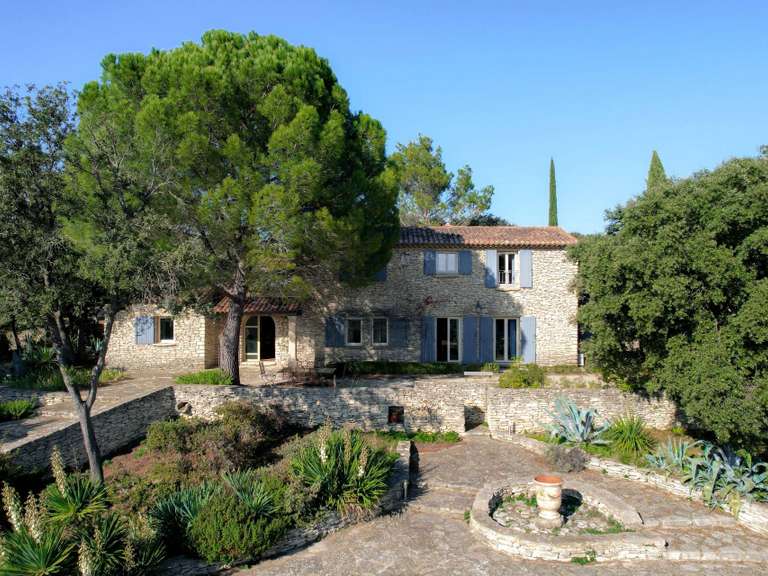 House Uzès - 8 bedrooms - 385m²