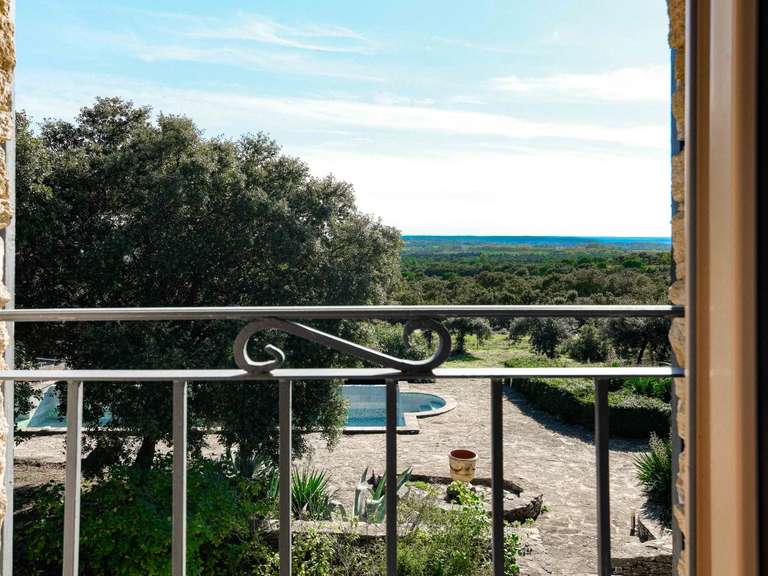 House Uzès - 8 bedrooms - 385m²