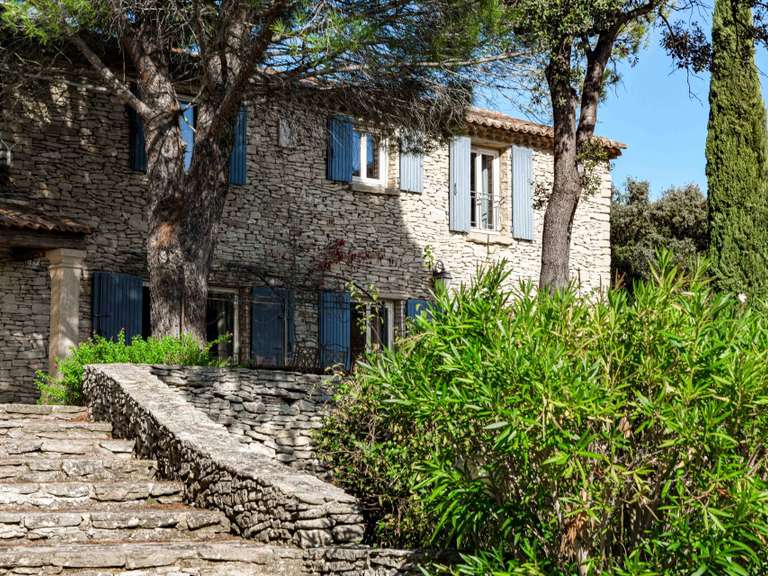 House Uzès - 8 bedrooms - 385m²