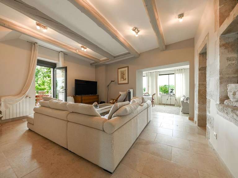 Maison Uzès - 15 chambres - 537m²