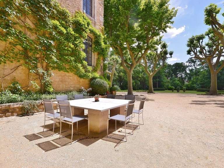 House Uzès - 10 bedrooms - 672m²