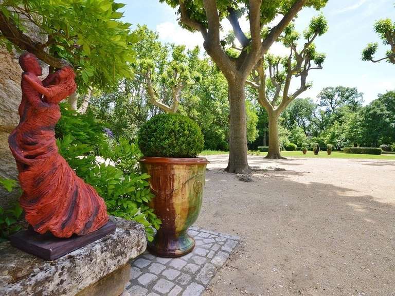House Uzès - 10 bedrooms - 672m²