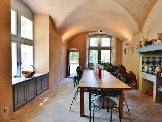 House Uzès - 10 bedrooms - 672m²