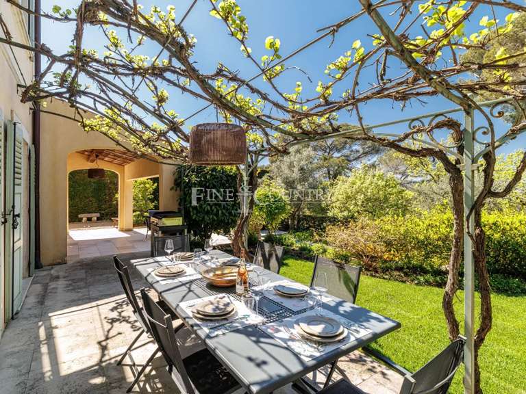 Maison Mougins - 4 chambres - 194m²